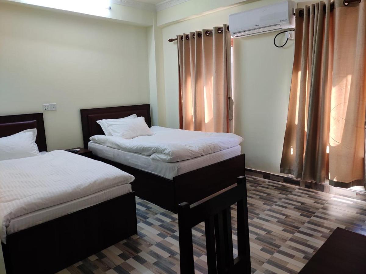 Pashupati View Hotel Катманду Екстер'єр фото